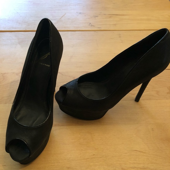 Brian Atwood Gorgeous pumps size 7.5 - Picture 5 of 8